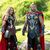 Wie Spielzeugfiguren: Natalie Portman (l)  und Chris Hemsworth in Thor: Love and Thunder. - Foto: Jasin Boland/Walt Disney Studios/dpa