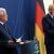 Bundeskanzler Olaf Scholz und Palästinenserpräsident Mahmoud Abbas (l) während der Pressekonferenz in Berlin. - Foto: Wolfgang Kumm/dpa