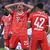 Die Spieler von Bayern München hadern mit einer ihrer vergebenen Torchancen: Thomas Müller rauft sich die Haare. - Foto: Sven Hoppe/dpa