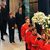 Prinz William (l-r), Dianas Bruder Charles Spencer, Prinz Harry und Prinz Charles stehen hinter dem Sarg von Prinzessin Diana auf dem Weg zur Trauerfeier in der Westminster Abtei. - Foto: --/epa/dpa