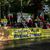Mitglieder des Nationalen Widerstandsrates Iran (NWRI) demonstrieren vor der iranischen Botschaft in Berlin. - Foto: Paul Zinken/dpa