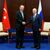 Handschlag: Der türkische Präsident Recep Tayyip Erdogan und sein russischer Amtskollege Wladimir Putin. - Foto: Vyacheslav Prokofyev/Pool Sputnik Kremlin/AP/dpa