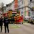 Die Feuerwehr ist beim Brand in der Flensburger Neustadt im Einsatz. - Foto: Axel Heimken/dpa