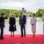Japans Ministerpräsident Fumio Kishida (l) und seine Frau Yuko Kishida (r) begrüssen US-Präsident Joe Biden und First Lady Jill Biden zum G7-Gipfel führender Industrienationen. - Foto: Michael Kappeler/dpa