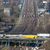 Die achtspurige Bahnstrecke am Autobahnkreuz Kaiserberg in Duisburg, an dem Bauarbeiten stattfinden sollen. - Foto: Christoph Reichwein/dpa