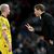 Dortmunds Trainer Edin Terzic gibt Marco Reus taktische Anweisungen. - Foto: Federico Gambarini/dpa