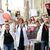 Ärzte bei dem Protestmarsch «Ärzte in Not» in Berlin Mitte. - Foto: Fabian Sommer/dpa