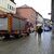 Einsatzkräfte von Feuerwehr und Rettungsdienst am Einsatzort in der Innenstadt von Passau. - Foto: -/Zema Medien/dpa