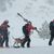 Bei einem Lawinenabgang in einem kalifornischen Skigebiet ist ein Mensch gestorben. Drei weitere Skiläufer sind von den Schneemassen mitgerissen und dabei leicht verletzt worden. - Foto: Mark Sponsler/AP/dpa