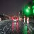 Ob auf der Straße, den Gleisen oder in der Luft: Das Winterwetter bremst den Verkehr in Deutschland aus. Für große Teile des Landes wurden kräftige Schneefälle und Glatteis vorhergesagt. - Foto: Jens Kalaene/dpa
