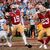 Christian McCaffrey, Running Back der San Francisco 49ers, lässt seine Muskeln spielen. Nach einem Sieg gegen die Detroit Lions stehen die 49ers um Super Bowl. - Foto: Godofredo A. Vasquez/AP/dpa