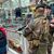 Soldaten patrouillieren im Pariser Bahnhof Gare de Lyon nach einer Messerattacke. - Foto: Christophe Ena/AP