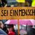 Demonstration gegen rechts in Krefeld. - Foto: Christoph Reichwein/dpa