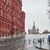 Der Rote Platz ist nach dem Anschlag in Moskau abgesperrt. - Foto: Cao Yang/XinHua/dpa