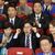 Oppositionsführer Lee Jae Myung und weitere Mitglieder der Demokratischen Partei (DP) reagieren auf die Bekanntgabe von Wählerbefragungen nach der Parlamentswahl. - Foto: Chung Sung-Jun/Pool Getty Images AsiaPac/AP/dpa