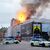 Feuer und Rauch steigen aus der Alten Börse in Kopenhagen. - Foto: Ida Marie Odgaard/Ritzau Scanpix Foto/AP