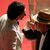 Adam Driver (l) unterhält sich mit Regisseur Francis Ford Coppola auf dem roten Teppich. - Foto: Andreea Alexandru/Invision/AP/dpa