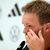 Bundestrainer Julian Nagelsmann kämpft während der DFB-Pressekonferenz mit den Tränen  - Foto: Federico Gambarini/dpa