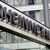 Das Logo der Rheinmetall AG ist vor der Zentrale zu sehen. - Foto: Thomas Banneyer/dpa