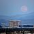 Der Mond geht als sogenannter Supermond über Las Vegas auf. - Foto: David Becker/ZUMA Wire/dpa