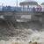 Helfer und Einsatzkräfte beseitigen Trümmer und Schlamm, nachdem in Tschechien der Fluss Bela (Biela) über die Ufer getreten war. - Foto: Peøina Ludìk/CTK/dpa