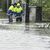 Eine Hütte in Pottenbunn im österreichischen Gebiet St. Pölten ist von Hochwasser umgeben. - Foto: Helmut Fohringer/APA/dpa