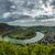 Bei der Entwicklung des Weinbaus muss nach Ansicht von Experten auch der Tourismus bedacht werden. (Archivbild) - Foto: Boris Roessler/dpa