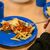 Die SPD will ein kostenfreies Mittagessen in den Schulen einführen. (Symbolbild) - Foto: Jens Kalaene/dpa