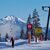 Ein einsamer Skitourengeher im noch nicht geöffneten Skigebiet von Garmisch-Partenkirchen. Nach zwei guten Wintern könnte die diesjährige Saison für die Urlaubsorte in den Alpen schlechter ausfallen. - Foto: Carsten Hoefer/dpa