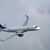 Ein Passagierflugzeug vom Typ Embraer 190 bei einem Testflug über Brasilien. (Archivbild) - Foto: Mark Greenberg/handout/dpa