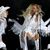 Beyoncé performte Songs aus ihrem achten Studio-Album. - Foto: David J. Phillip/AP/dpa