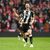 Dan Burn bejubelt seinen Treffer zum 1:0 für Newcastle United. Der Ligapokal-Gewinn ist der erste nationale Titelerfolg des Clubs seit 70 Jahren. - Foto: Owen Humphreys/PA Wire/dpa