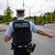 Polizisten führen an der deutsch-polnischen Grenze im Kreis Vorpommern-Greifswald Kontrollen durch. - Foto: Stefan Sauer/dpa
