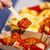 Die Currywurst wird in Kantinen immer unbeliebter. (Archivbild) - Foto: Fabian Sommer/dpa