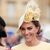 Bei der Gartenparty trug Kate ein pastellgelbes Kleid mit passendem Kopfschmuck, einem sogenannten Fascinator. - Foto: Aaron Chown/PA Wire/dpa