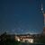 Die ukrainische Flugabwehr nimmt russische Drohnen am Himmel über Kiew unter Beschuss.  - Foto: Patrick Muzart/ZUMA Press Wire/dpa