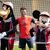 Thomas Müller mit Goofy und Micky Maus. - Foto: Sven Hoppe/dpa
