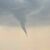 Laut mehreren Medienberichten soll in der Gemeinde Altenbeken im Kreis Paderborn ein Tornado gewütet haben.  - Foto: Sebastian Hansen/Blaulichtrheinlandnrw/dpa