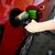 Teures Tanken: Die Energiepreise beeinflussen die Inflation stark (Archivbild) - Foto: Philip Dulian/dpa