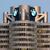 Auch BMW hat einen Gewinneinbruch erlitten. - Foto: Peter Kneffel/dpa