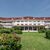 Auch Gebäude von Thailands führender Hotelkette Centara wurden schon als Filmkulisse ausgewählt - so das Centara Grand Beach Resort & Villas Hua Hin. - Foto: -/Centara Hotels & Resorts/dpa