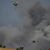 Seit den Morgenstunden ist wieder ein Großaufgebot an Löschhubschraubern und -flugzeugen im Einsatz. - Foto: Thanasis Stavrakis/AP/dpa