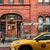 In New York sind die klassischen Taxis als «Yellow Cabs» bekannt. (Archivbild) - Foto: Benno Schwinghammer/dpa