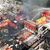 Brandbekämpfung an mehreren Stellen gleichzeitig - der Großbrand im Hamburger Hafen hat rund 320 Einsatzkräfte beschäftigt.  - Foto: Marcus Golejewski/dpa