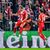 Manuel Neuer (r) in Aktion bei seinem 100. Sieg in der Champions League. - Foto: Tom Weller/dpa