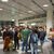 Auch die Feuerwehr ist am Flughafen im Einsatz. - Foto: Enrique Kaczor/onw-images/dpa
