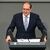 Innenminister Dobrindt warnt vor Anreizen für illegale Migration. - Foto: Niklas Graeber/dpa